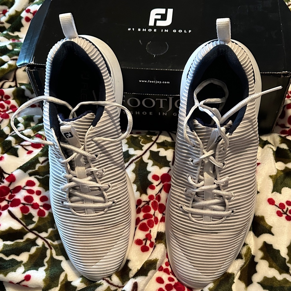 FootJoy Men's Gray Athletic Shoes